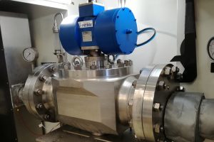 Valvola piccola testata prima del montaggio sulla macchina